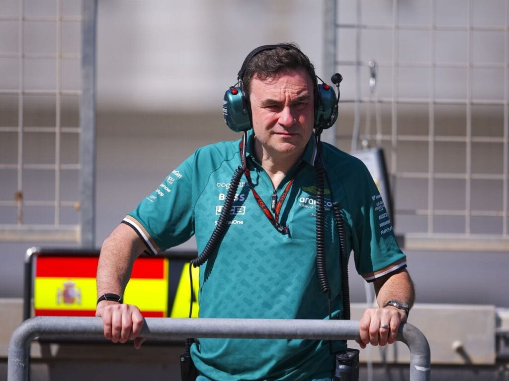 Fallows deja de ser director técnico de aston martin