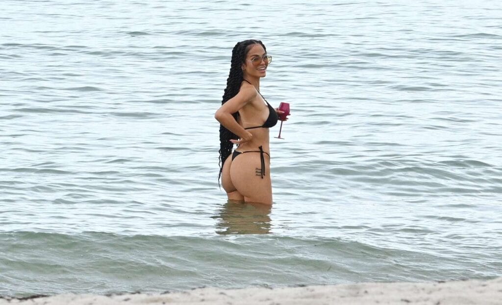 Natti Natasha tanga