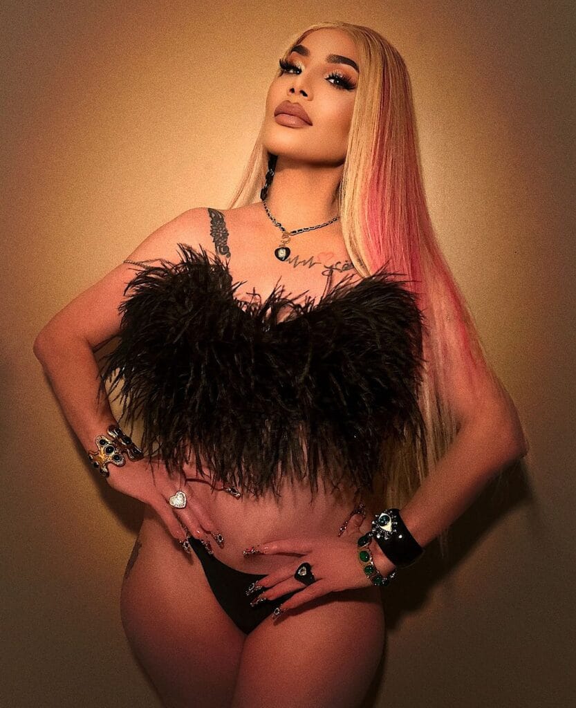 Ivy Queen tanga