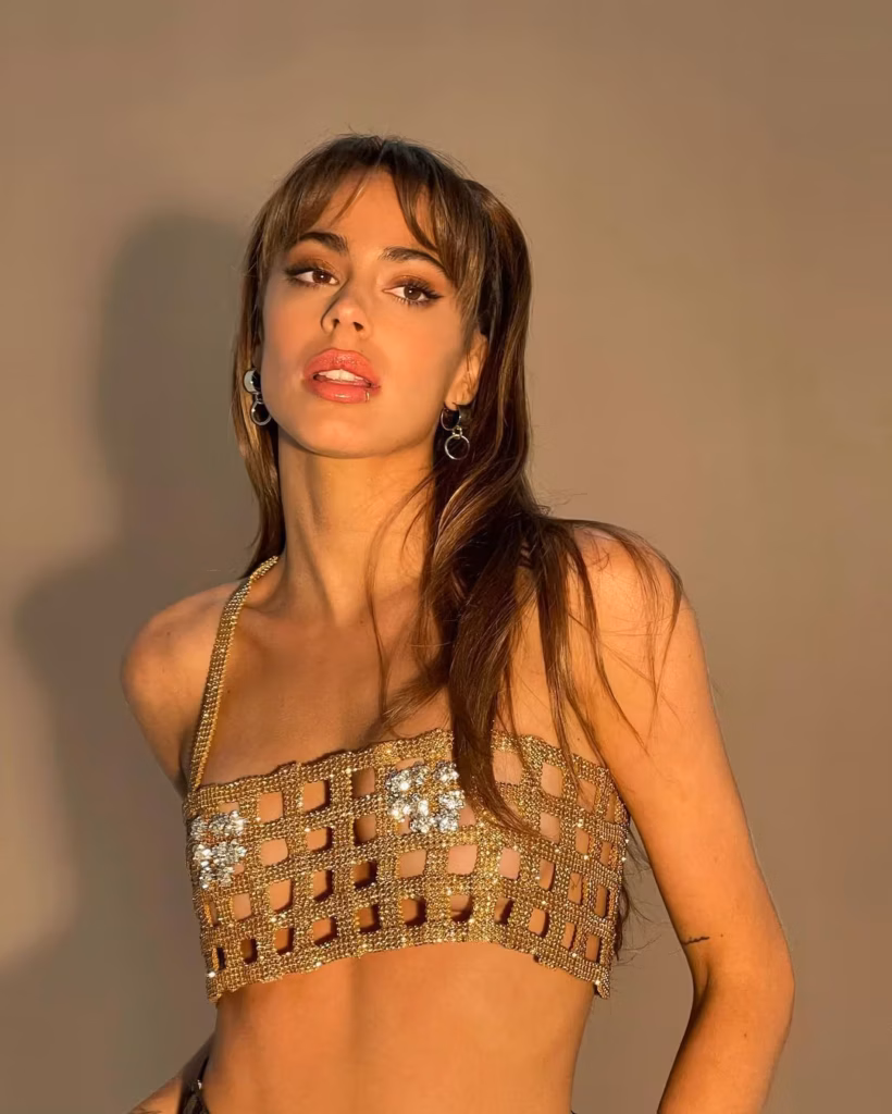 tetas Tini Stoessel