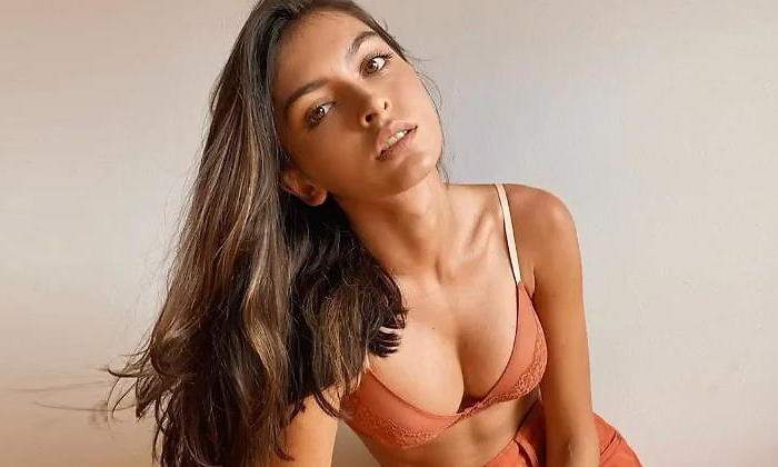 lucía rivera  sujetador