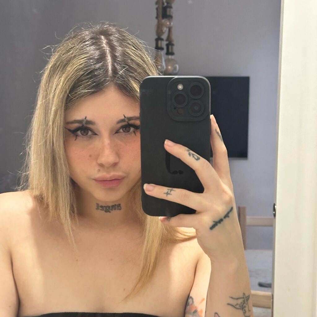 Jesskiu sujetador