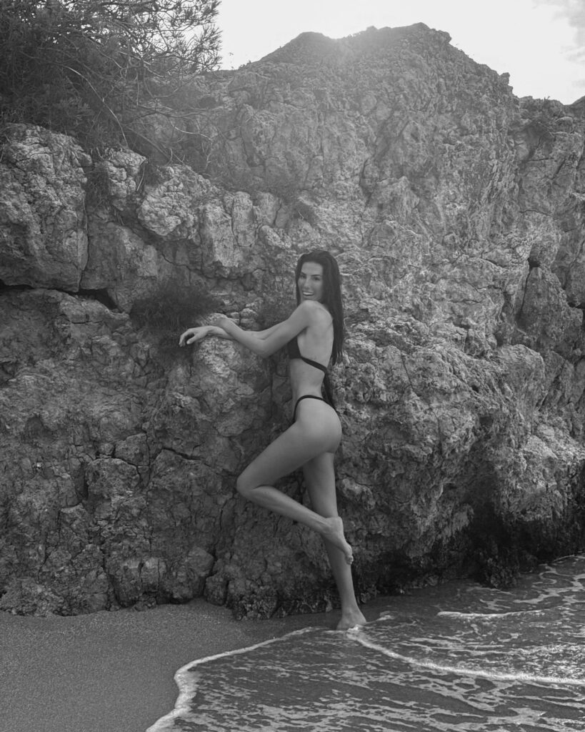 Carla Hinojosa bikini tanga