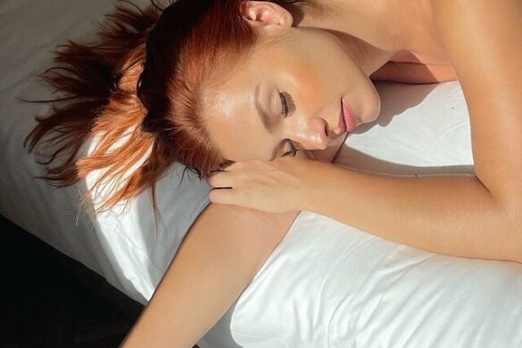 Mirela balic desnuda