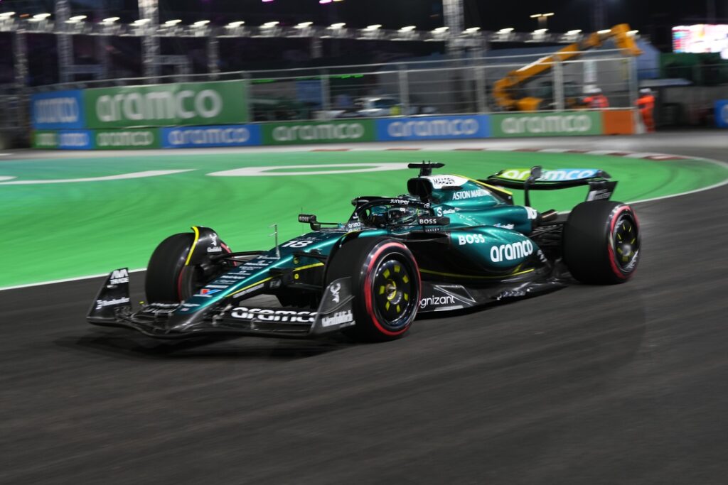andy cowell aston martin f1