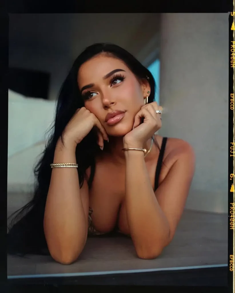 Ashlyn Castro tetas