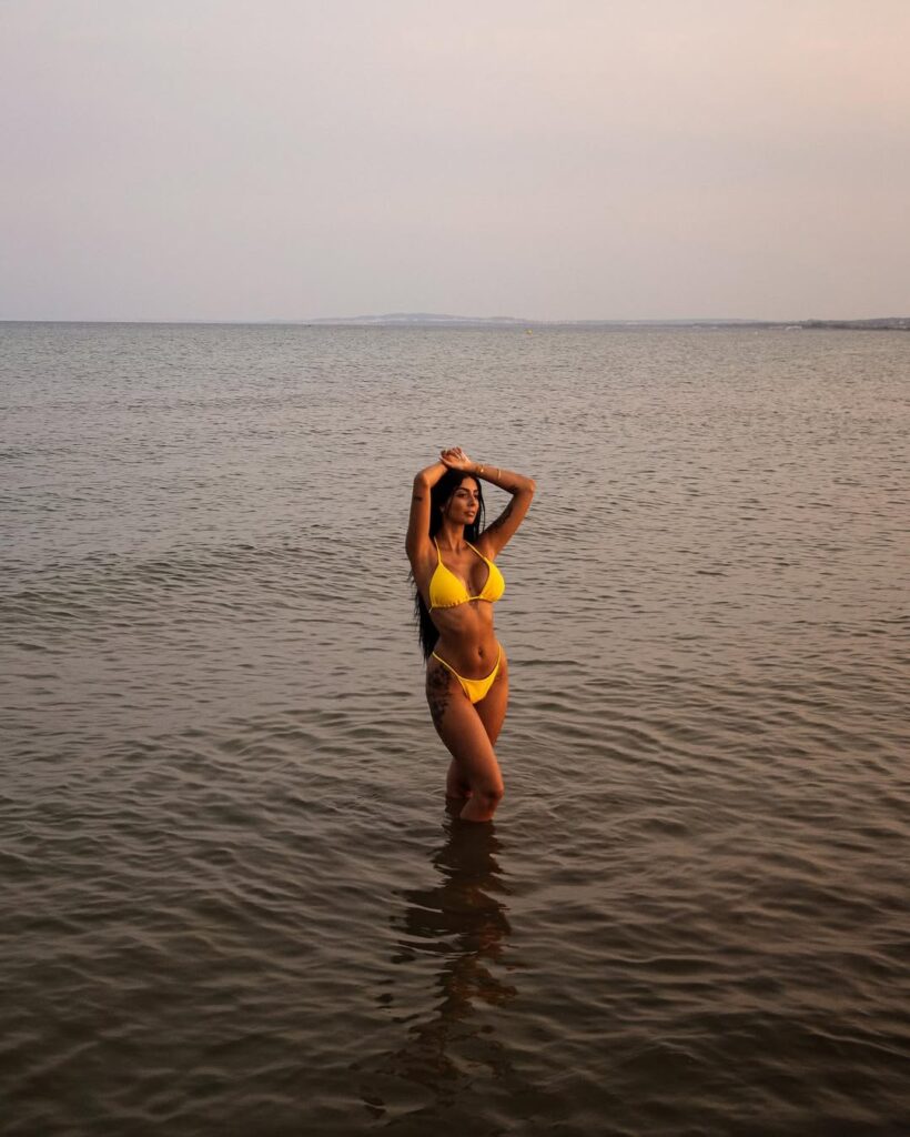 marieta diaz bikini tanga