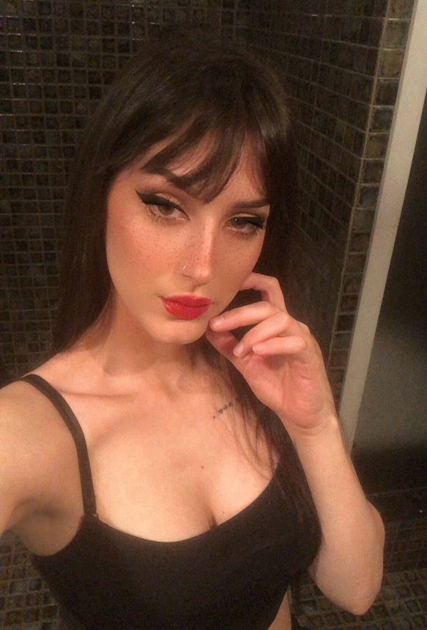 Maaylen94 pechos