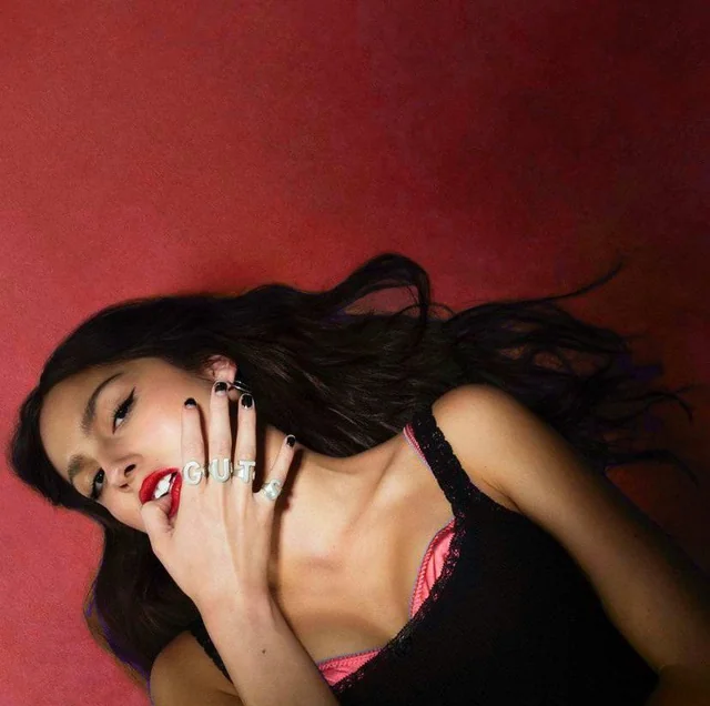 Olivia Rodrigo sujetador