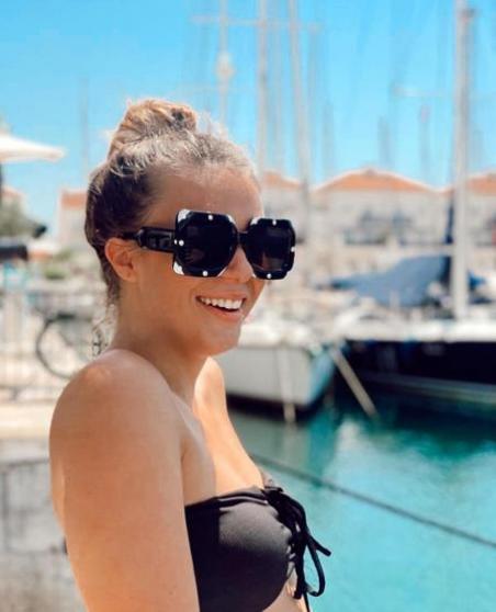Zayra Gutierrez tetas