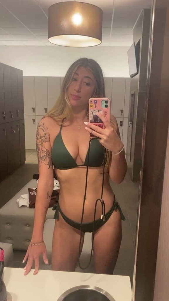 CarmenSandwich tetas