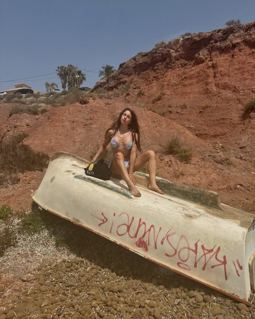 bikini Lucía Aguado Saiyan Kiwi