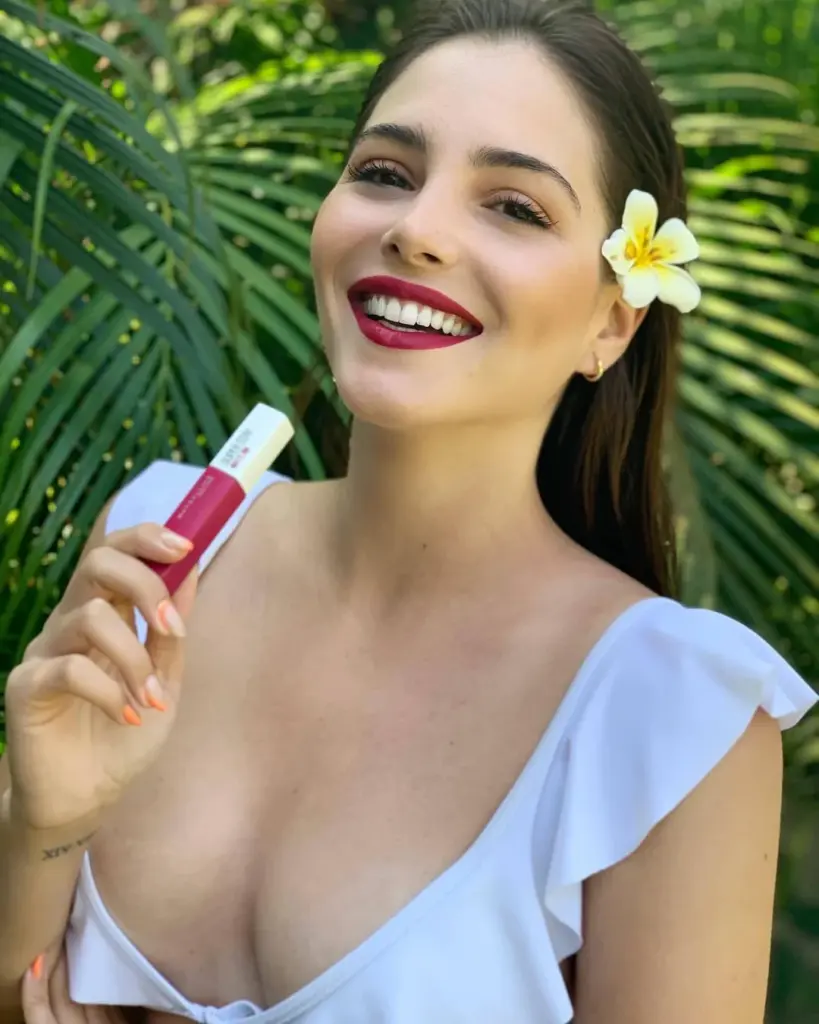 andrea duro tetas