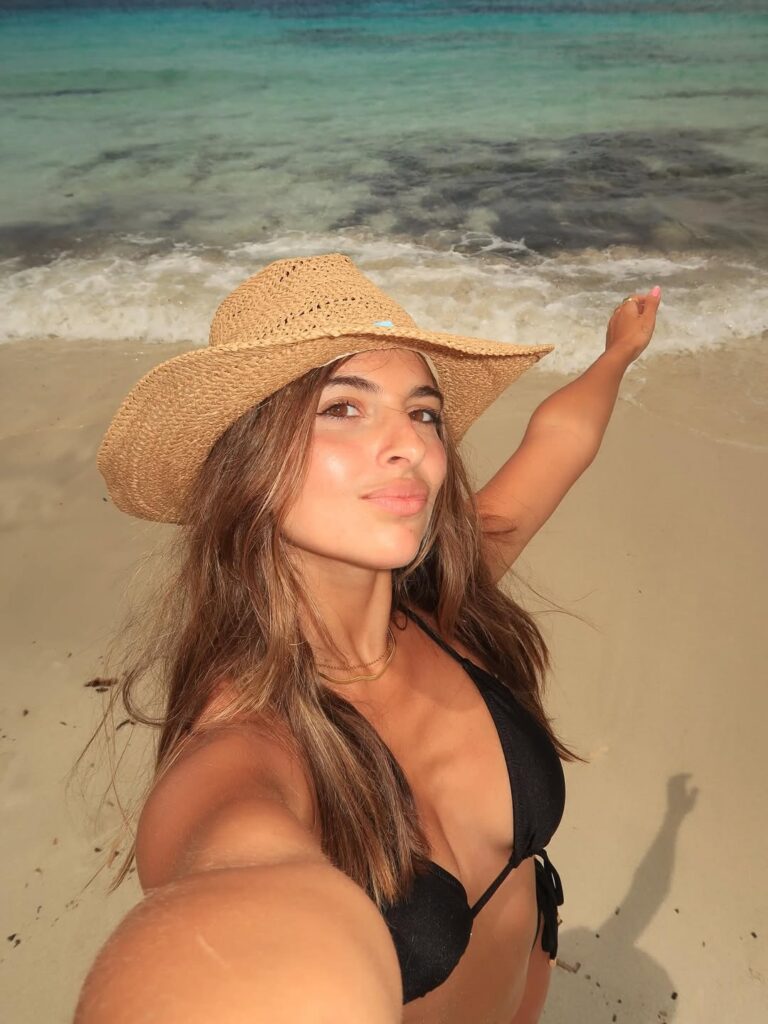 Lydia Pérez sexi