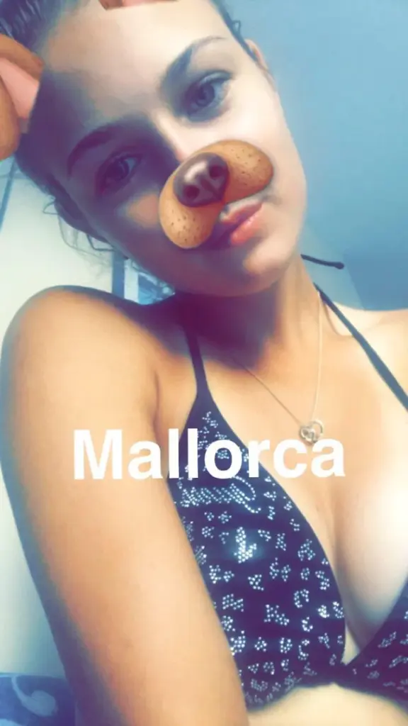 tetas de Anna Kalinskaya