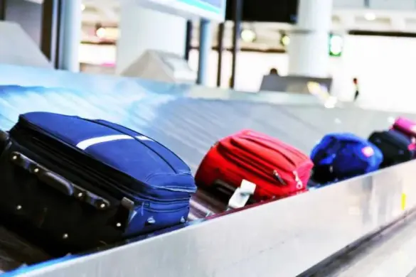 truco maleta salga antes cinta aeropuerto