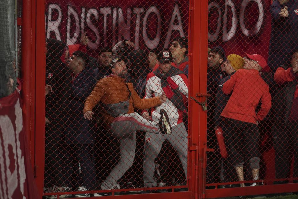 Independiente vs Universidad de Chile batalla