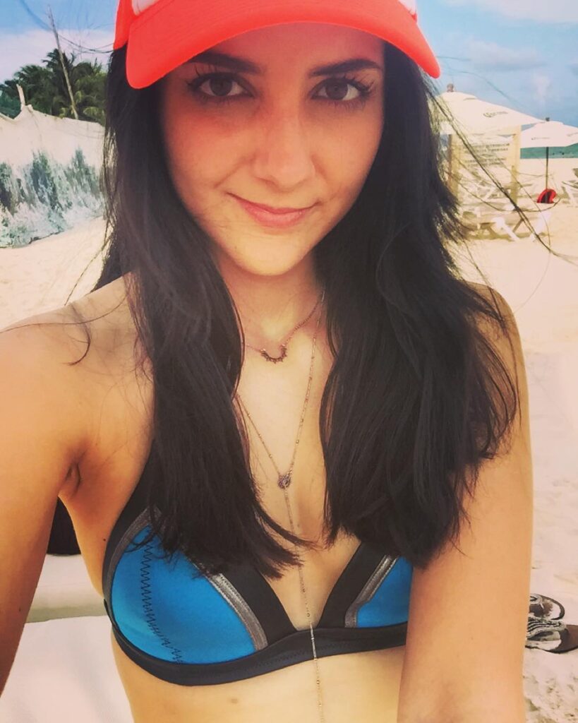 Paola del Castillo tetas
