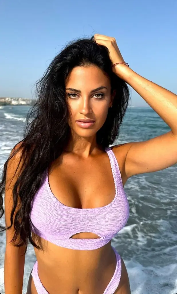 Eleonora Incardona playa