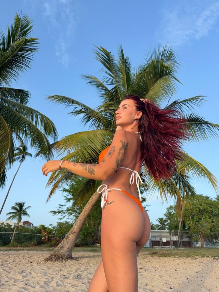abril cols tanga bikini