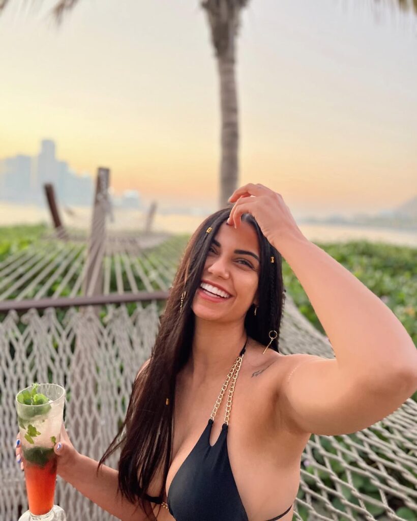 tetas Claudia Rodríguez bikini