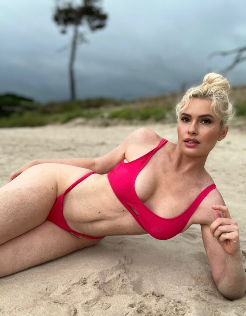 Adriana Abenia bikini