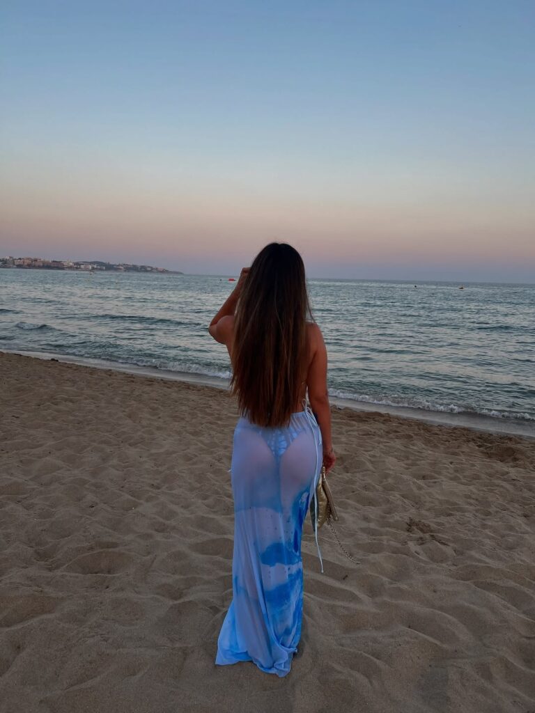 Ani Li @lagalletitachina tanga