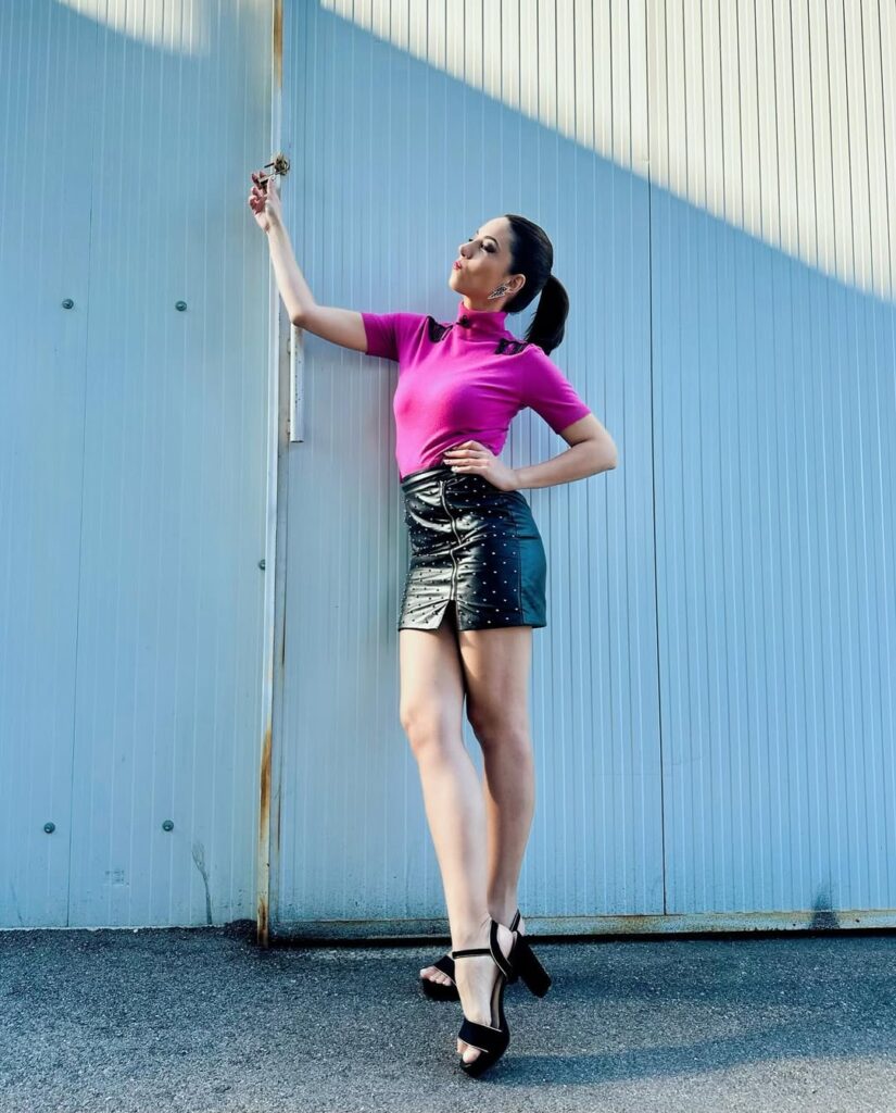 Maya Pixelskaya sexy