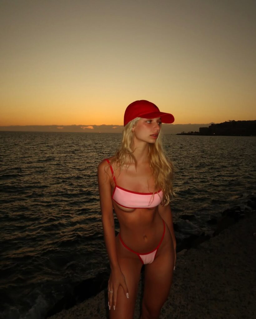 Berta Gallardo bikini tanga