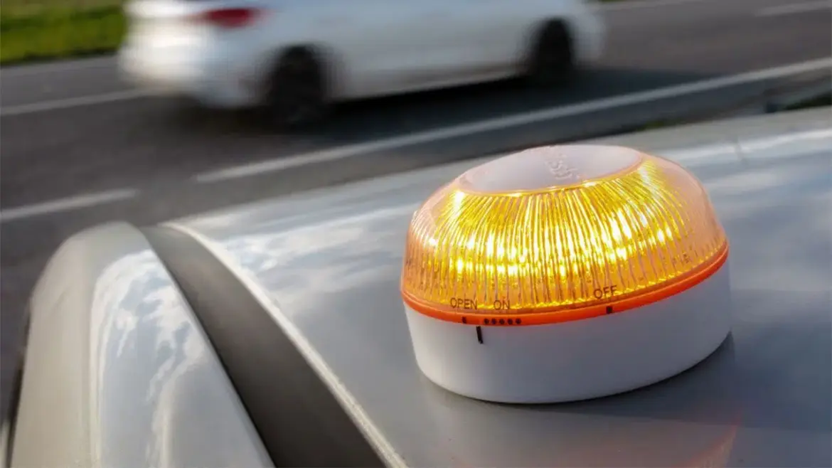 coches baliza V16 obligarorio