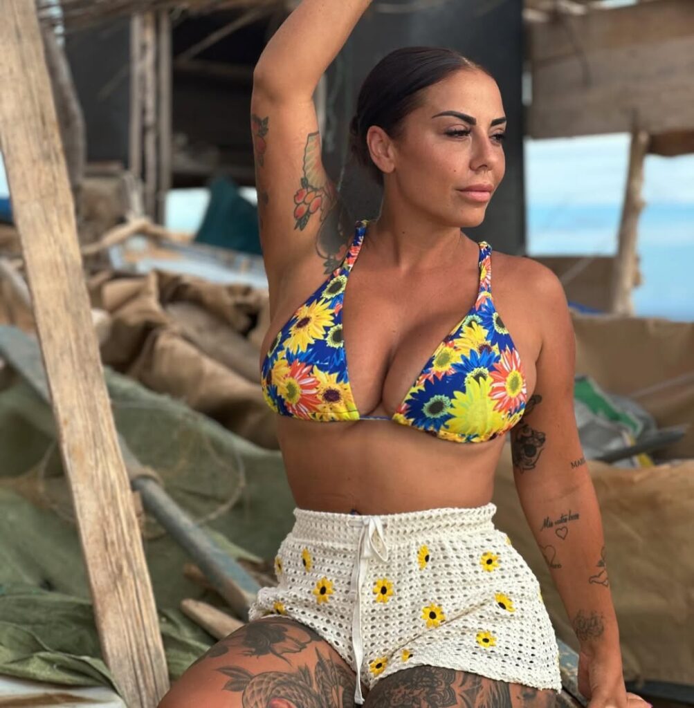 tetas Laura Cantizano 2