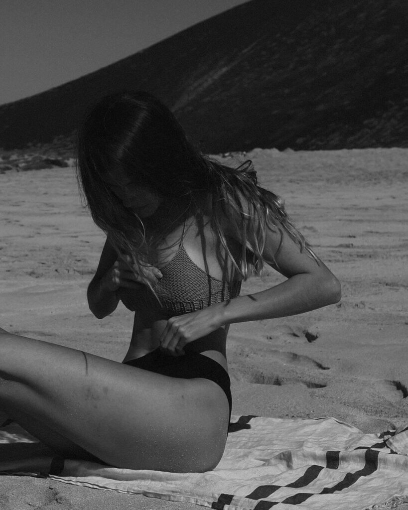 bikini Irina Isasia  tetas