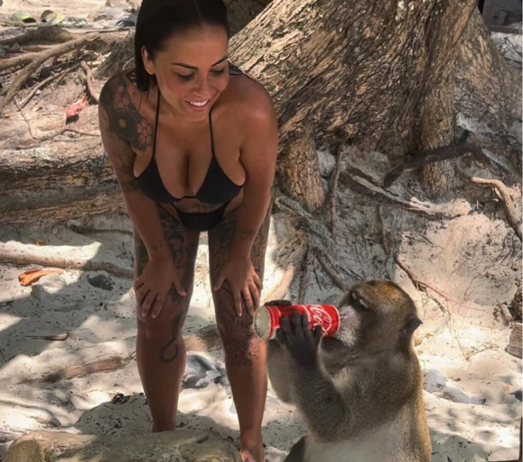 tetas Laura Cantizano supervivientes