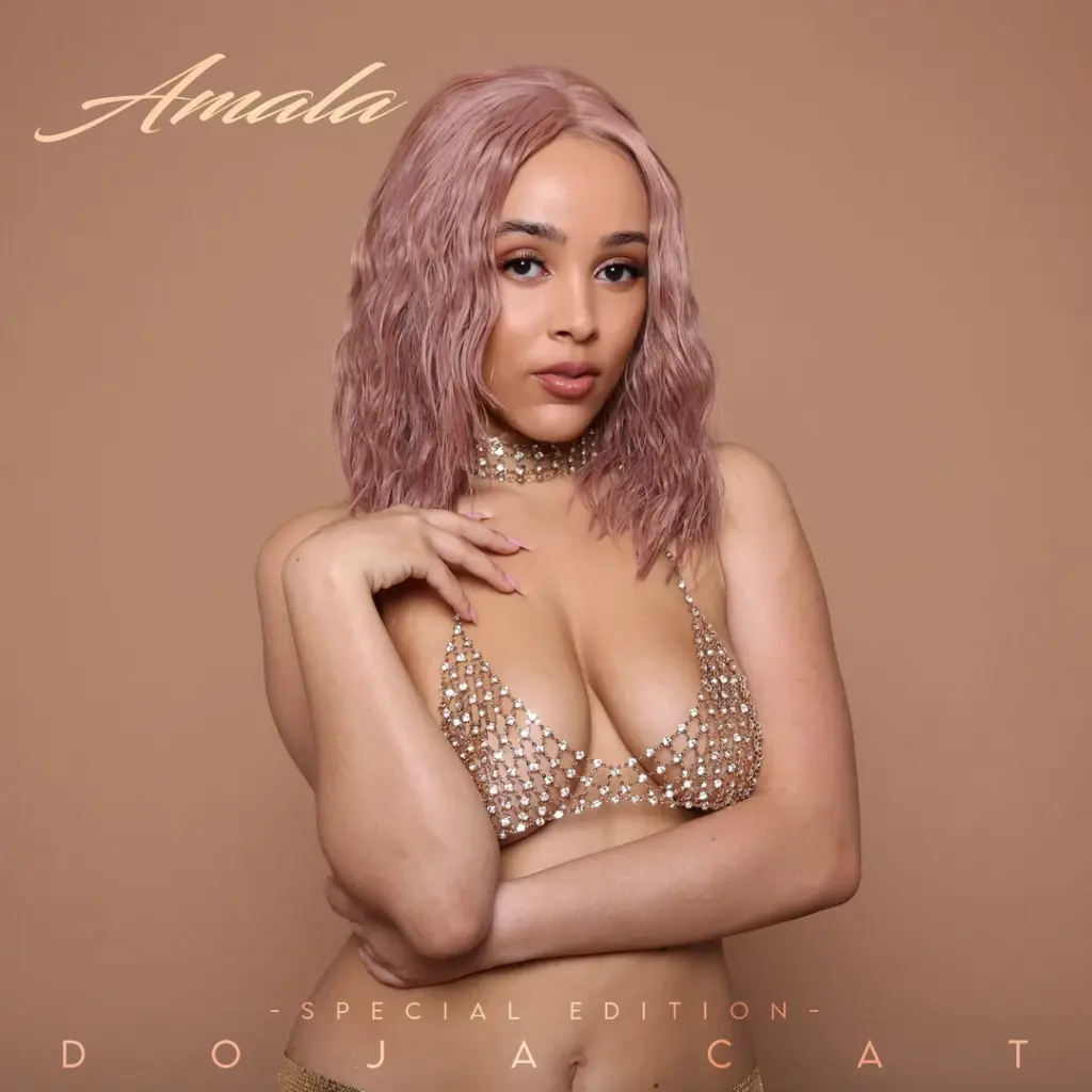 Doja Cat tetas