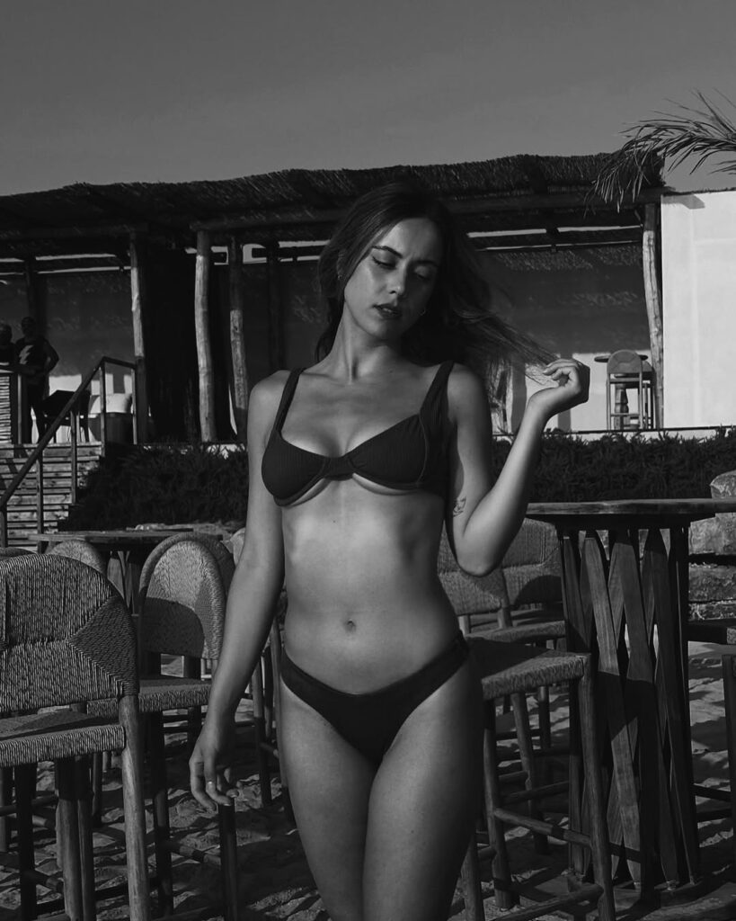 Cris Regatero bikini