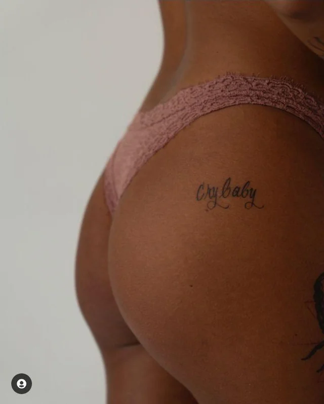 Cinthya Velázquez lenceria Lenguas de Gato