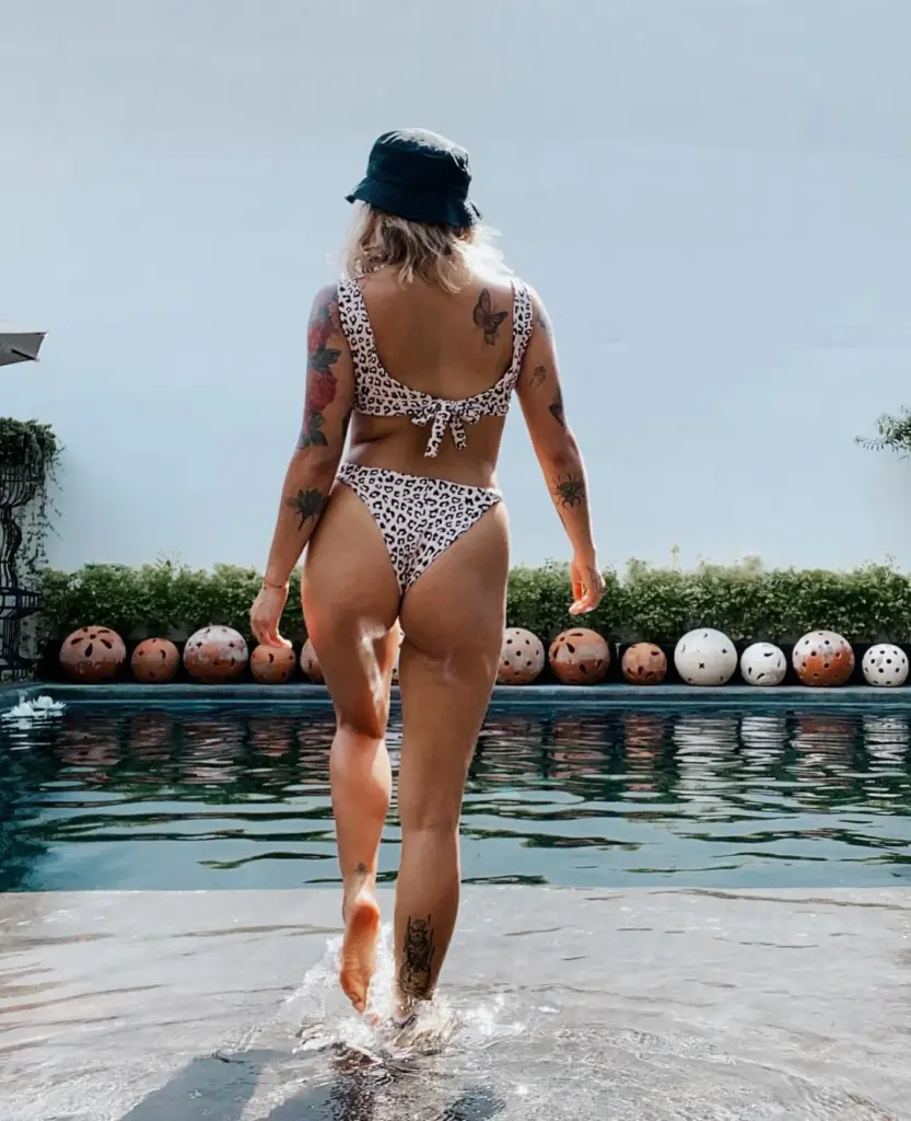 tanga Cinthya Velázquez Lenguas de Gato bikini
