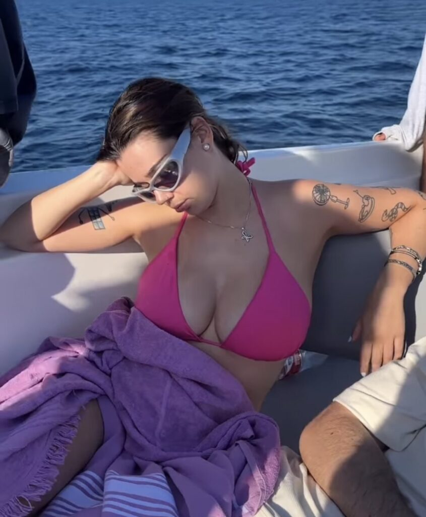 tetas de Whereisleto