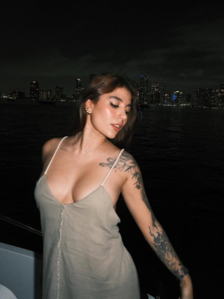 Celeste Guzmán tetas