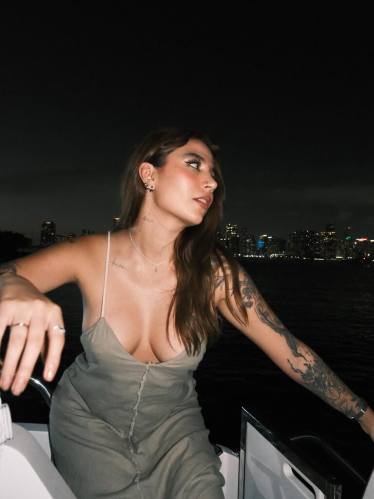 tetas de Celeste Guzmán