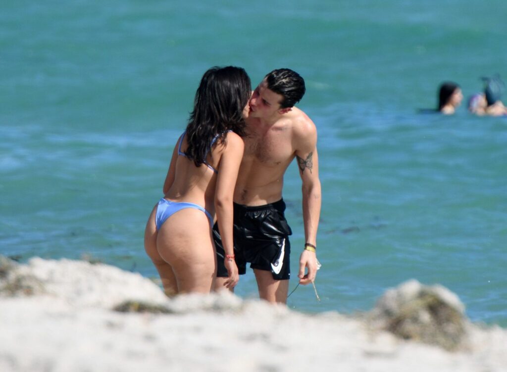 tanga Camila Cabello culo