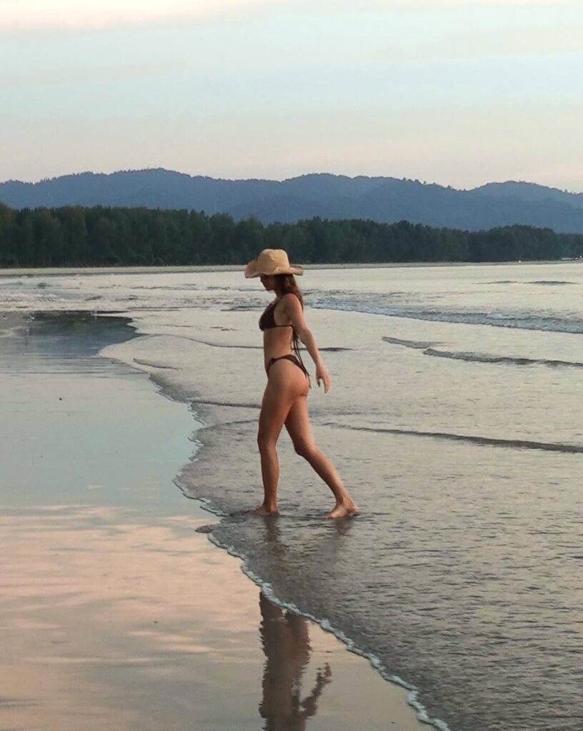 culo  Carla Virgós bikini