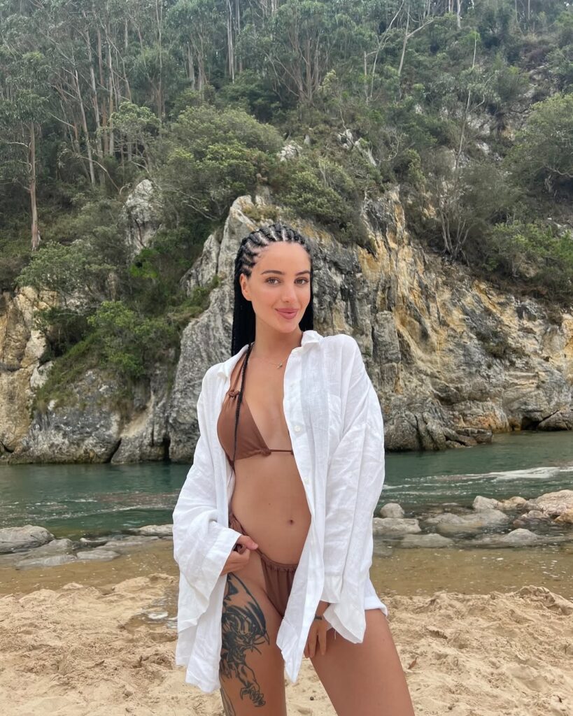 bikini tanga Ale Neatheaa