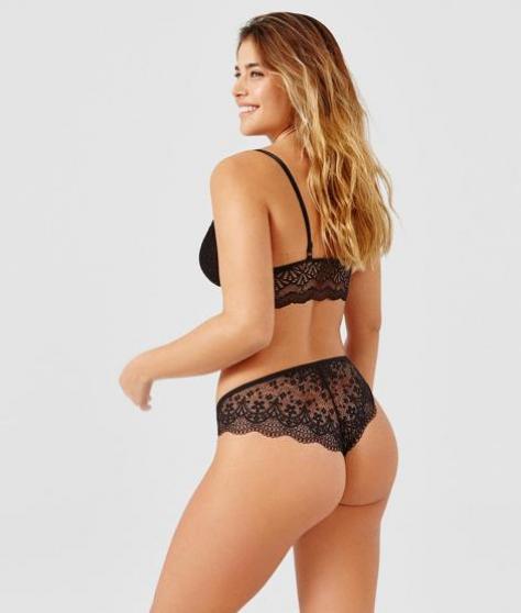 culo Lidia Santos tanga