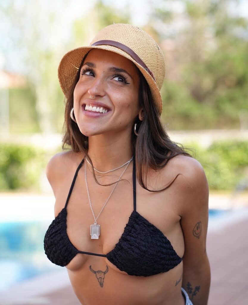 tetas de Alex Gibert