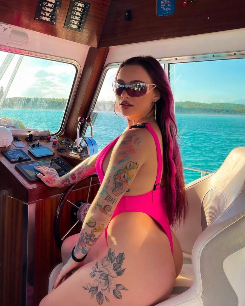 culo de Angie Corine