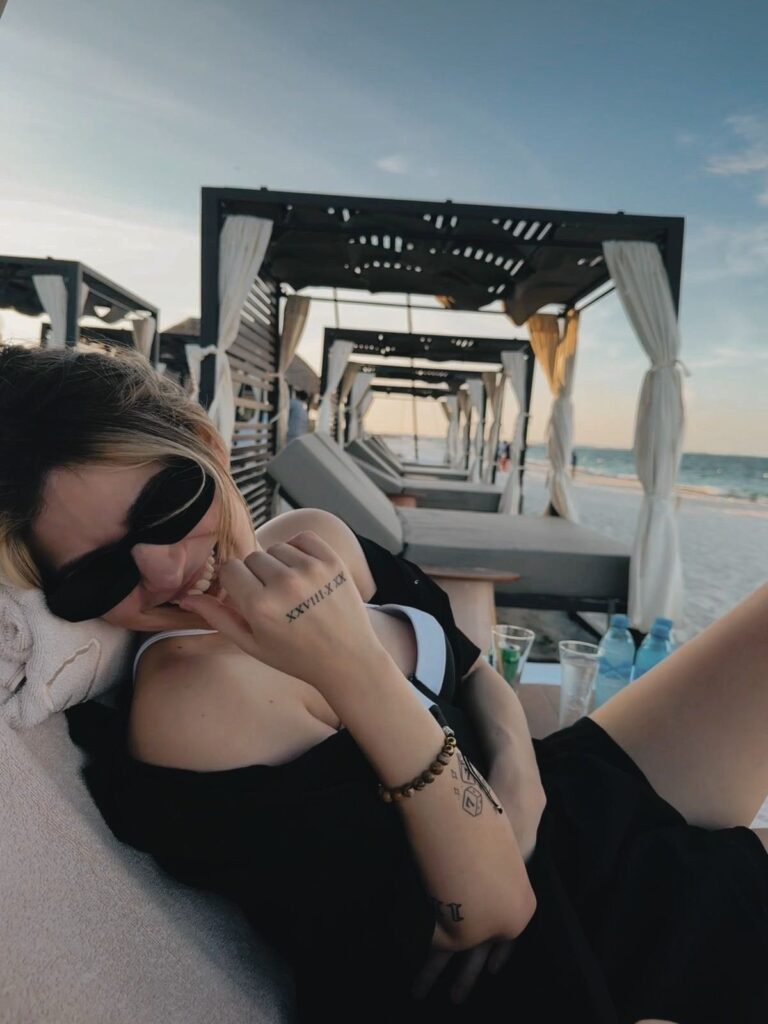 tetas de Samy Rivers GG