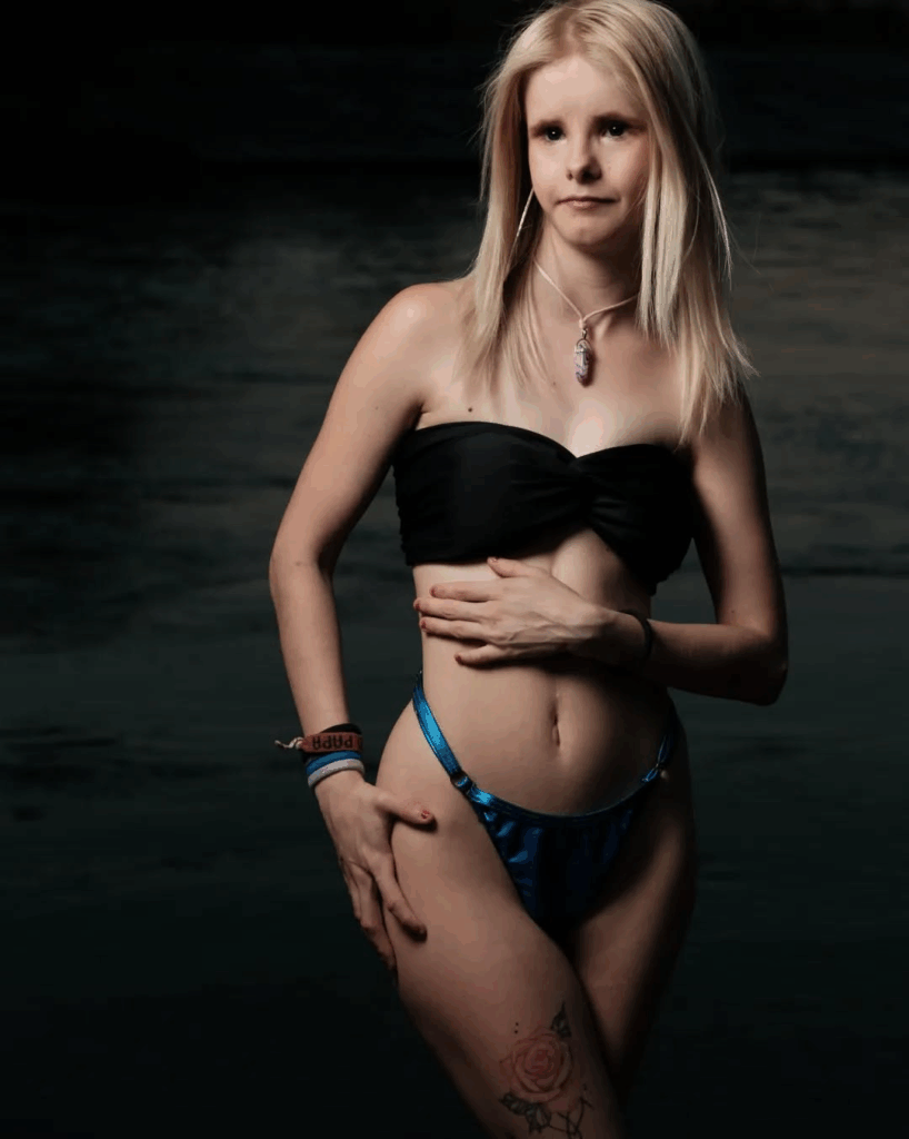 Ruth hot La Casa de los Gemelos 