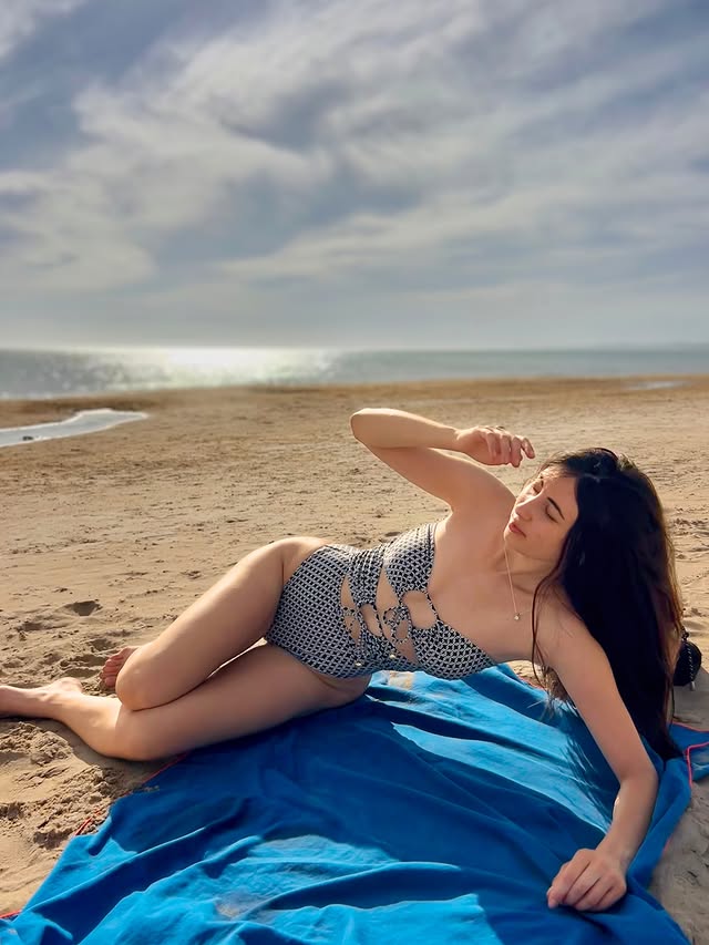 Mika Domínguez playa