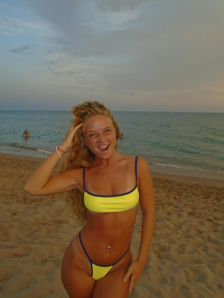 tanga Giadaa.16 bikini